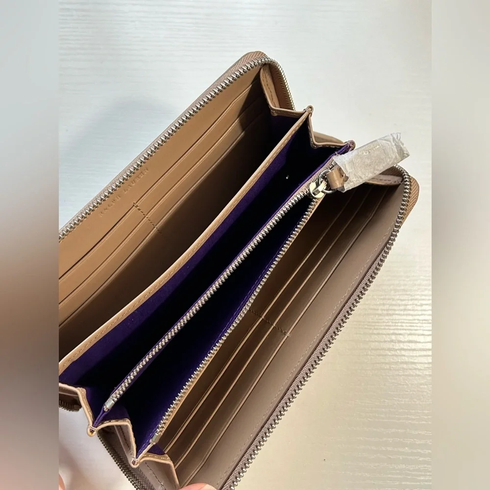 NWOT cream/beige and purple leather Ralph Lauren zipper wallet classic chic